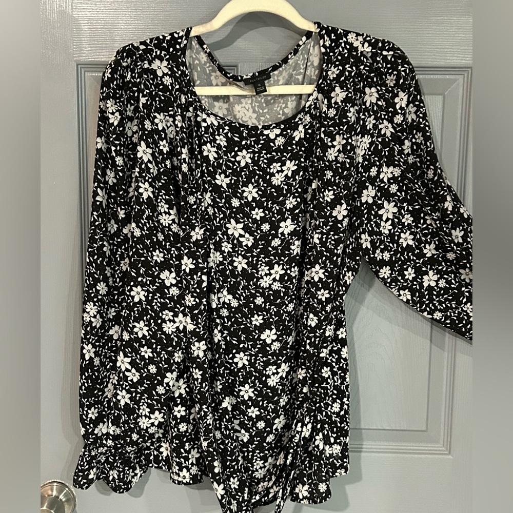Ann Taylor blouse - great condition xl